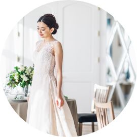 1軒目の見学ならウエディングドレス無料